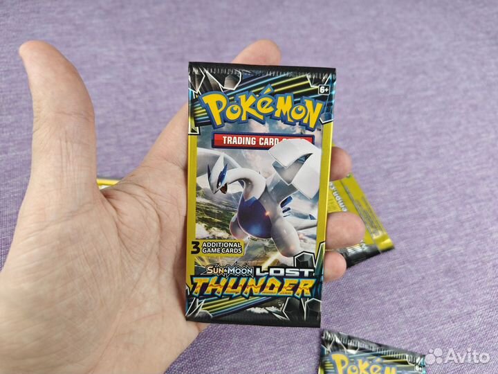 Лот из восьми бустеров Pokemon TCG