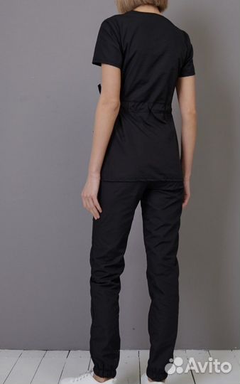 Медицинский костюм женский