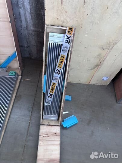 Радиатор volvo l120 4856459