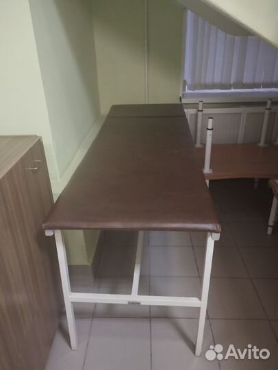 Массажный стол