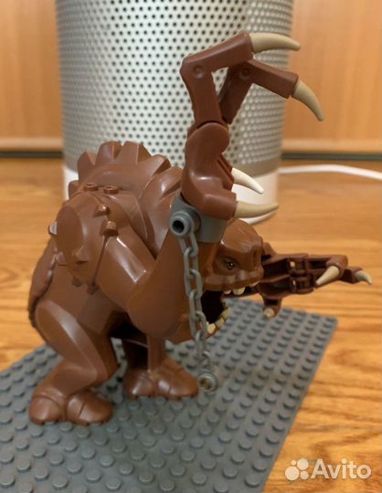 Lego минифигурка Rancor, Лего Ранкор
