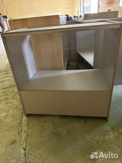 Шкаф витрина