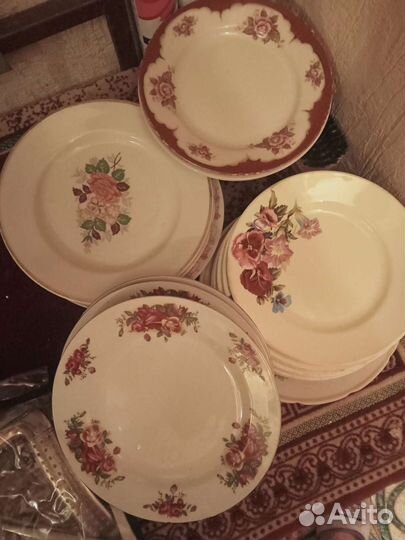 Тарелки разные