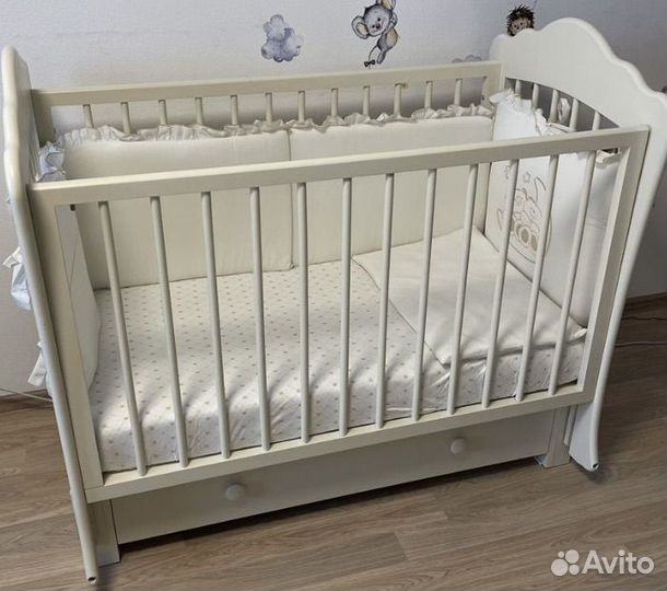 Кроватка с комодом детская