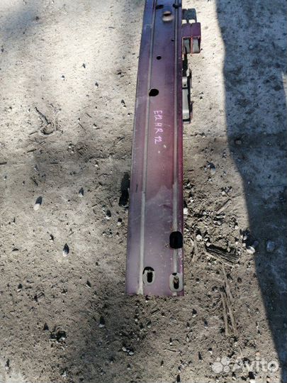 Усилитель бампера передний Nissan Note E12 HR12DDR