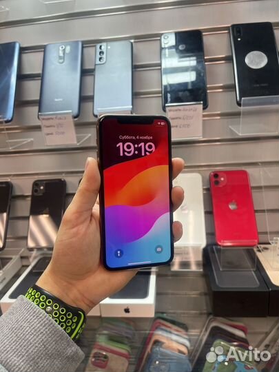 iPhone 11 Pro, 64 ГБ