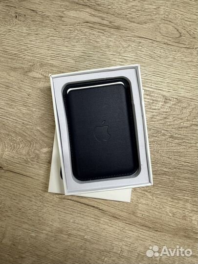 Кардхолдер magsafe