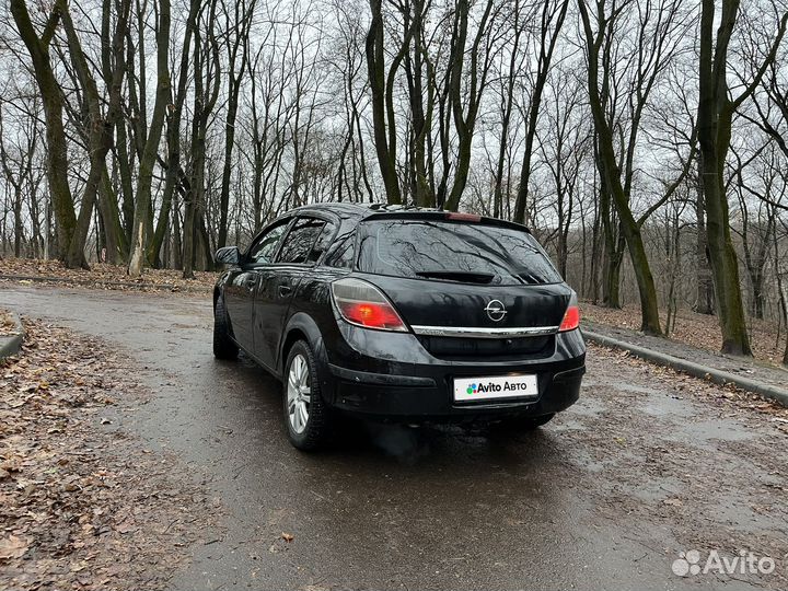 Opel Astra 1.6 МТ, 2012, 188 000 км