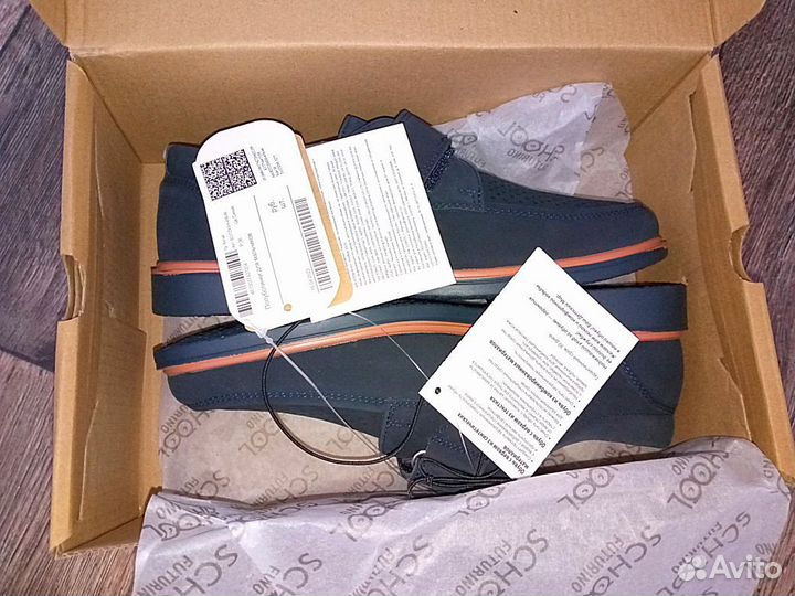 Школьные туфли