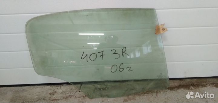 Стекла Peugeot 407 2004-2010