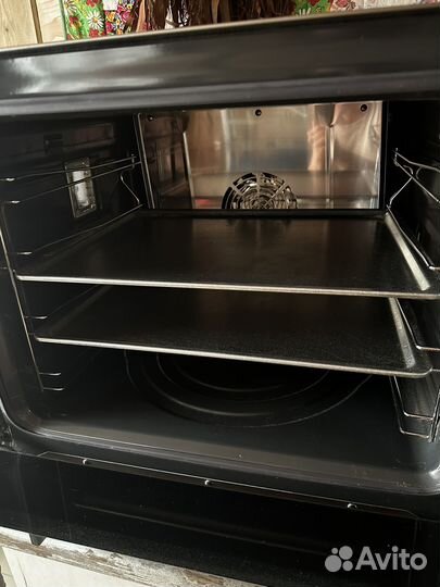 Духовой шкаф с конвекцией