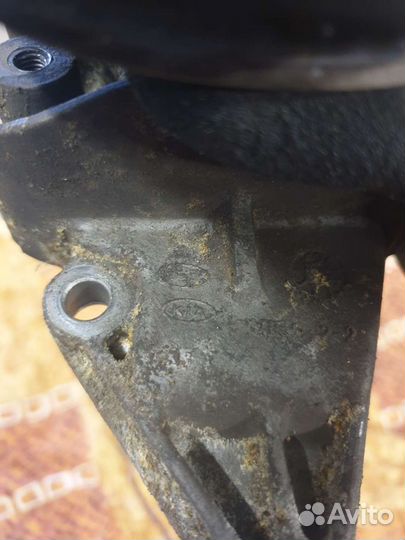 Помпа на hyundai accent акцент