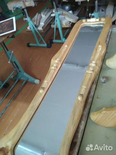 Столик и зеркало ручная работа