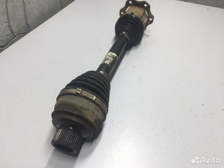 Привод передний Audi A 6 C7 2012