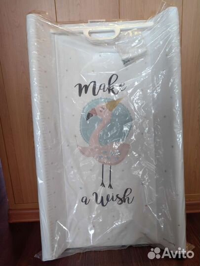 Пеленальная доска на кроватку