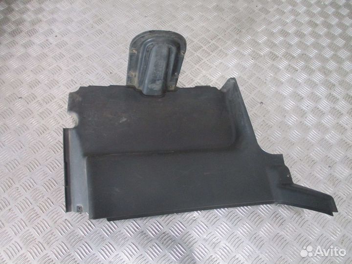 Накладка декаративная под торпедо правая MAN 81614