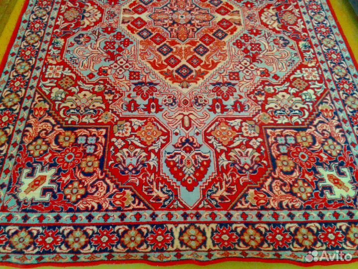 Ковёр из шерсти, новый