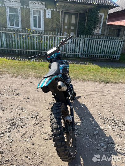 Кроссовый мотоцикл 250