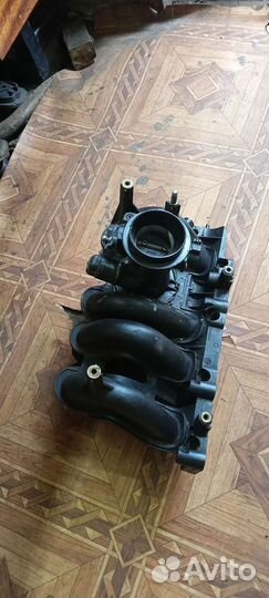 Впускной коллектор с дз Логан Ларгус sandero
