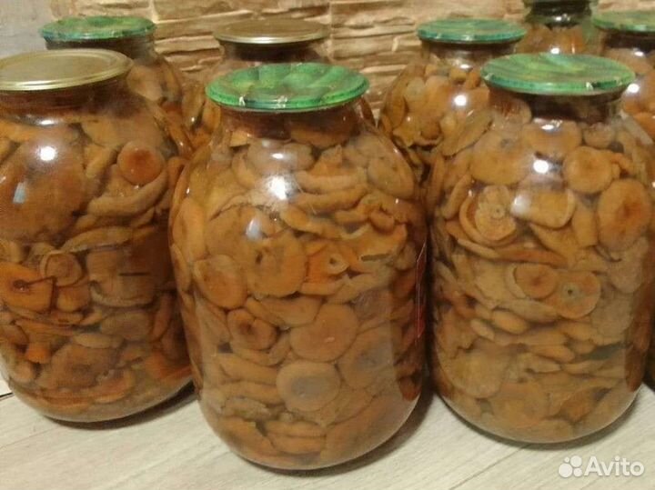 Рыжики маринованные