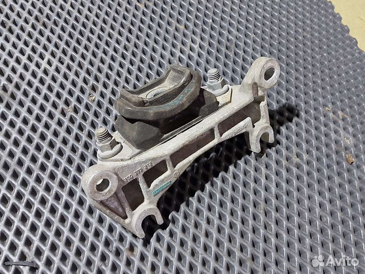 Подушка коробки Renault Megan 2