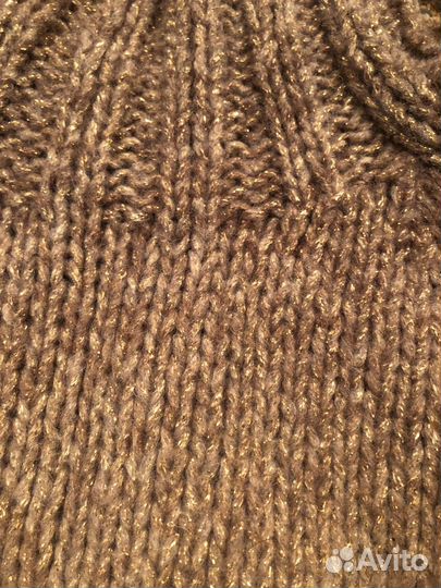 Свитер шерстяной женский