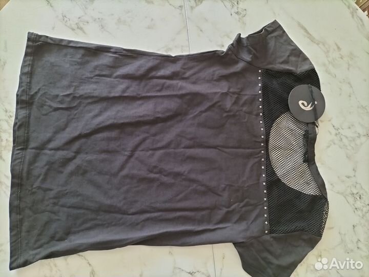 Футболка женская