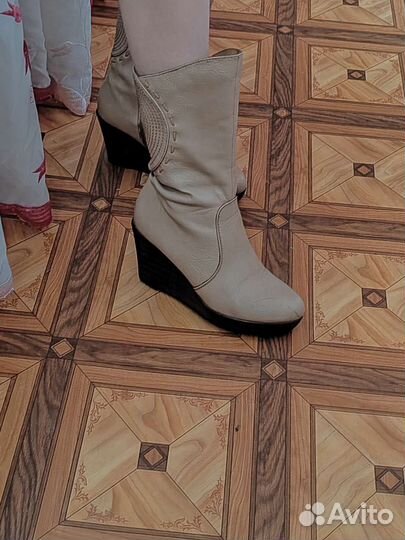 Сапоги женские
