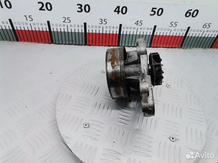 Помпа Renault Scenic рест. 2001