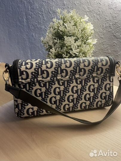 Сумка guess