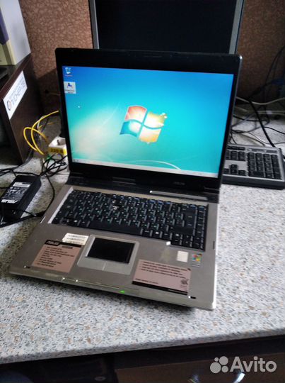 Ноутбук asus a6q00a