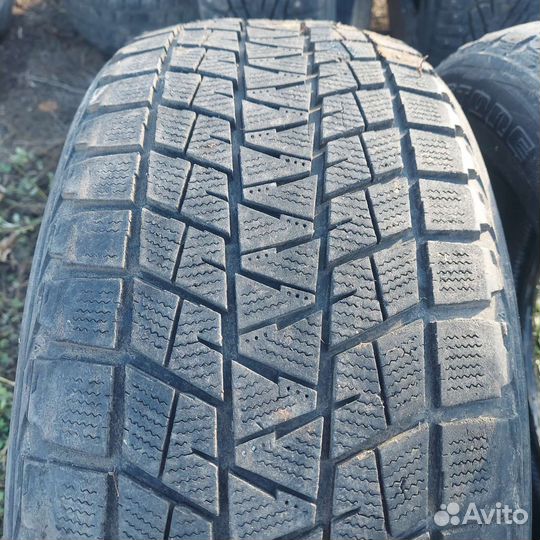 Bridgestone Blizzak DM-V1 265/50 R20 106R