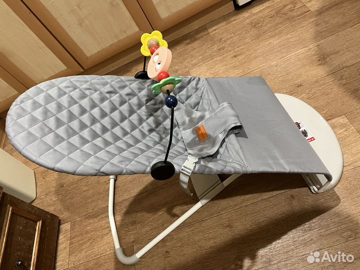 Шезлонг детский