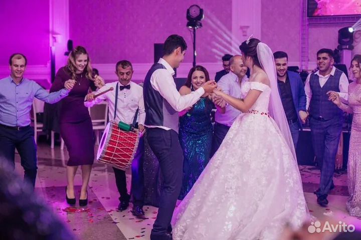 Dj, звук, свет, видео, конфетти, тяжелый дым