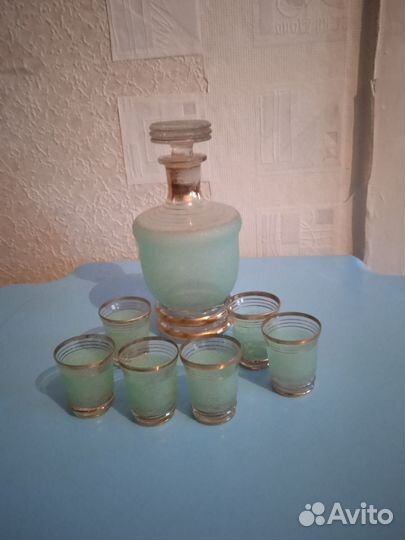 Продам рюмочный набор