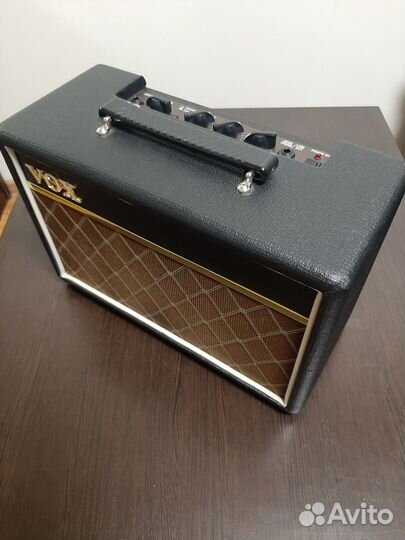 Комбоусилитель VOX Pathfinder 10 для электрогитары