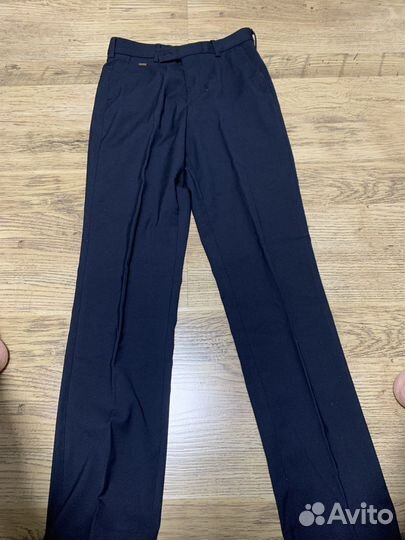 Продам ветровки пиджак,брюки,толстовки