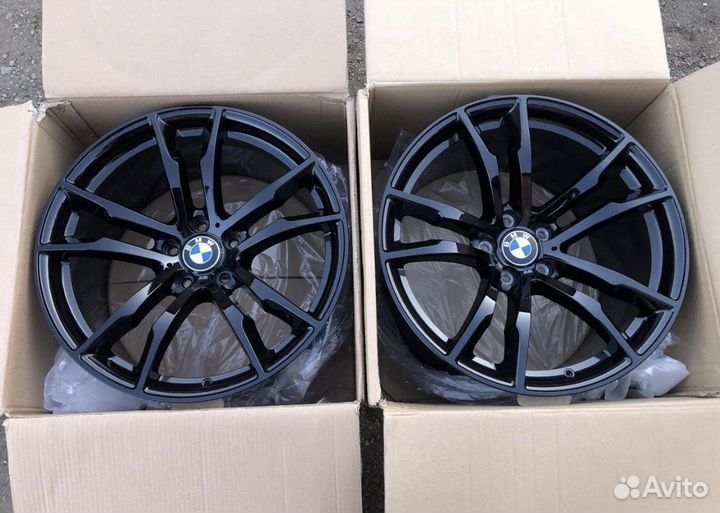 R20 611 М-стиль Black BMW X5 E70/F15 X6 E71/F16