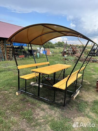 Садовые кованные качели, беседки, мангалы с крышей