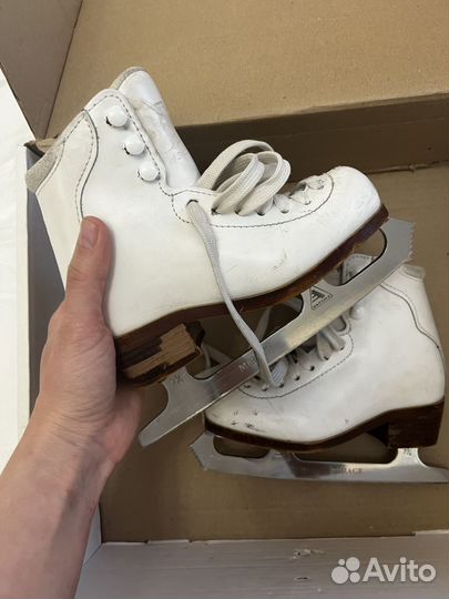 Коньки graf etude