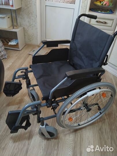 Инвалидная коляска новая