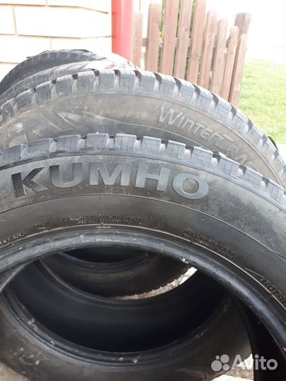 Kumho WinterCraft Ice WI31 205/60 R16 92