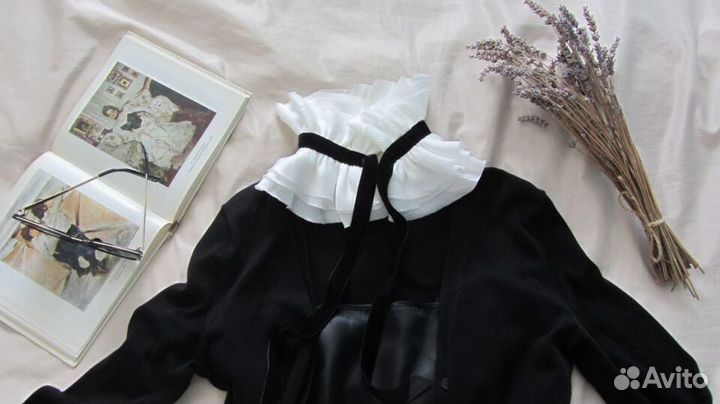 Шелковый воротник Stefanel