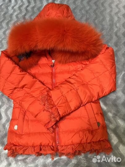 Пуховая куртка женская