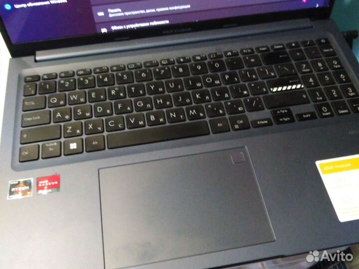 Ноутбук Asus vivobook m1603i oled 4к