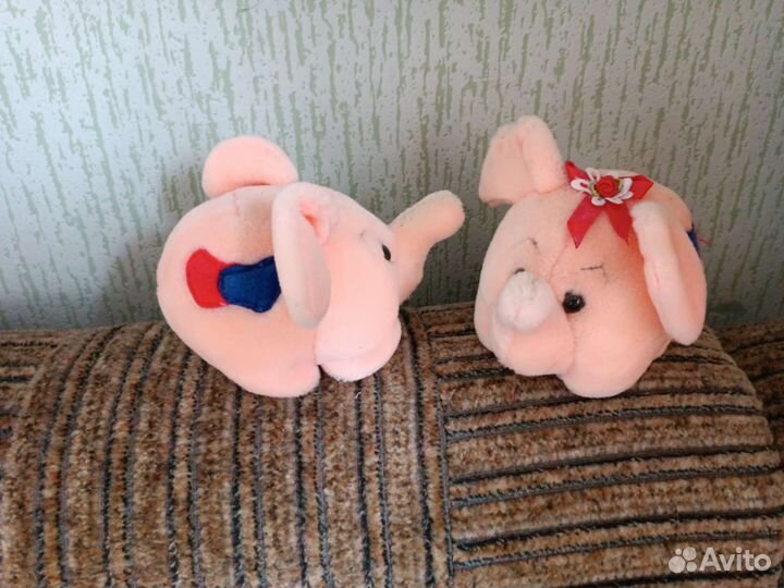 Слоники влюбленные