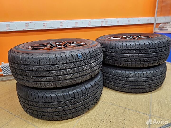 Оригинальный комплект на Land Cruiser Prado R18