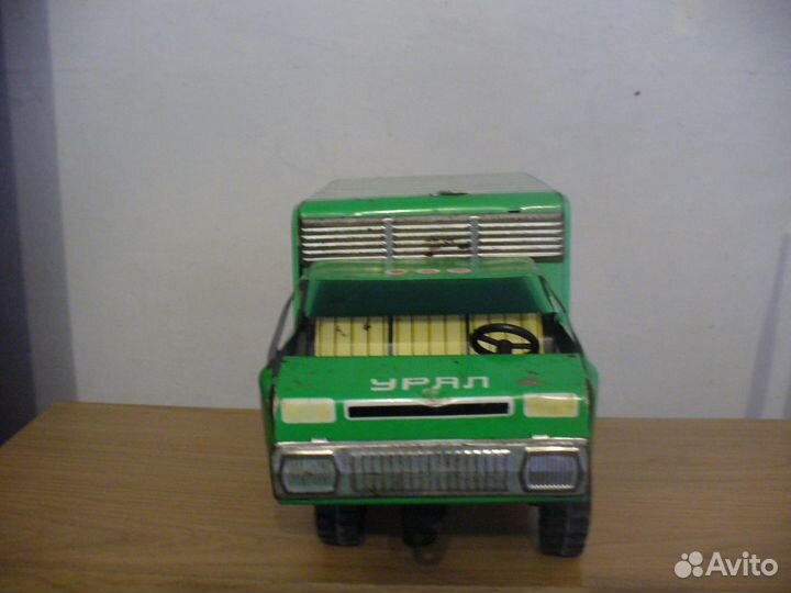 Фургон заводной СССР