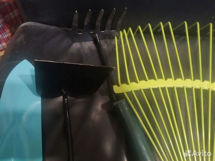 Грабли садовые итд