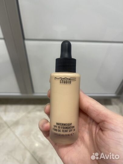 Тональный крем MAC